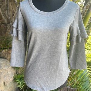 Sportelle gray lightweight sweatshirt with unfinished , ruffle sleeves women’s S